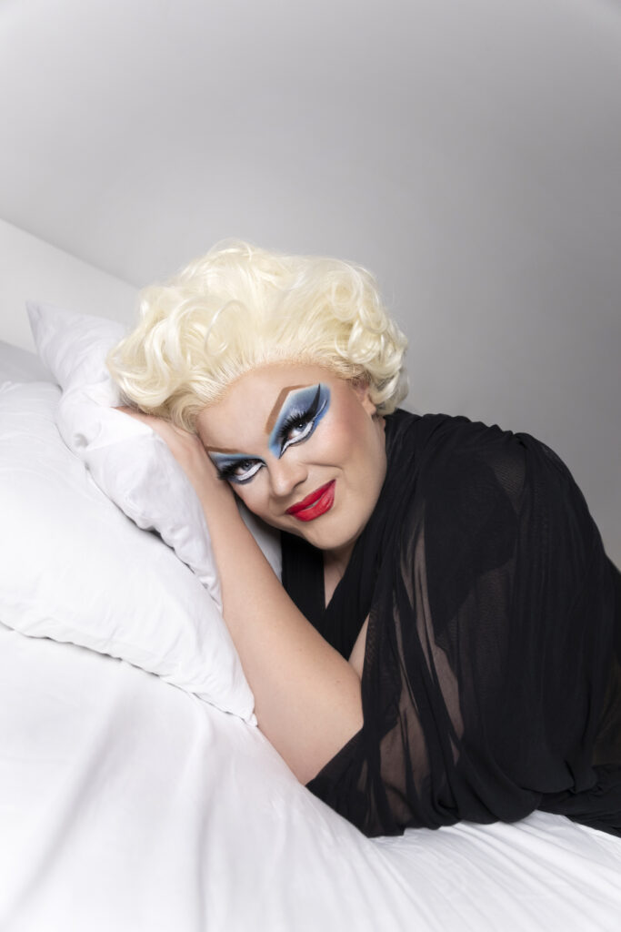 Samantha Jackson by Verena Gremmer