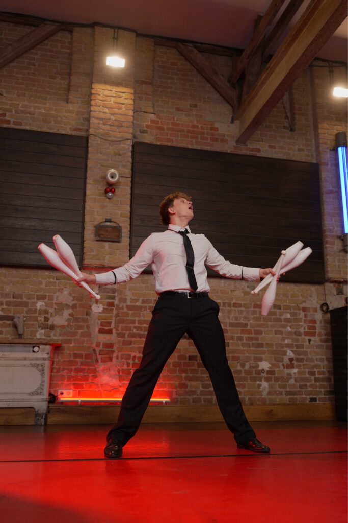 Jongleur Markian Strotsiak